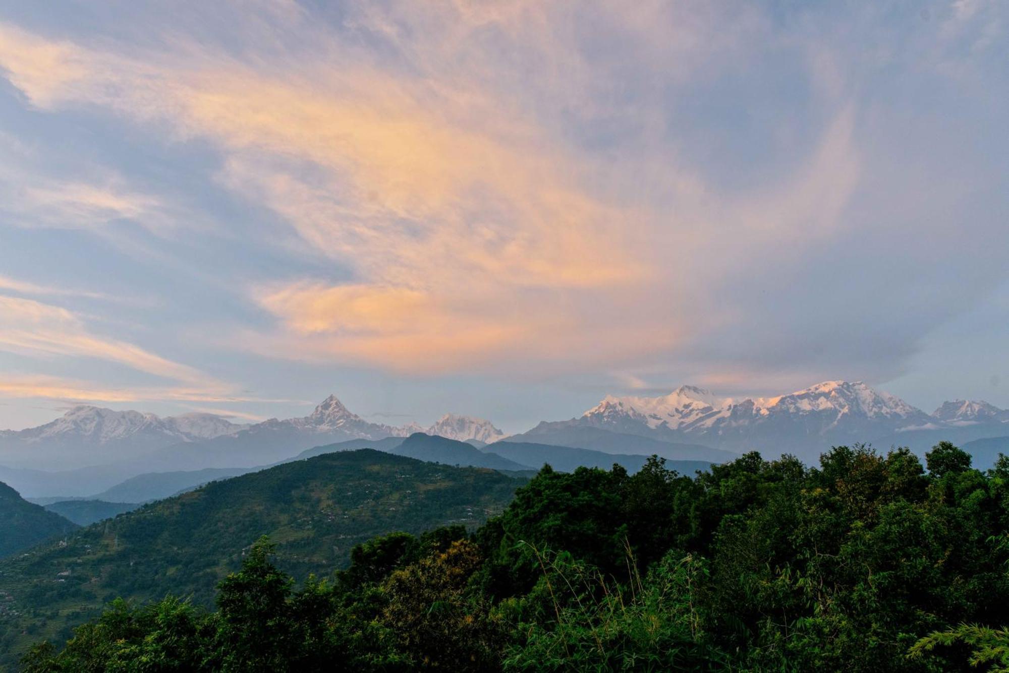 Tiger Mountain Pokhara Lodge Exterior photo