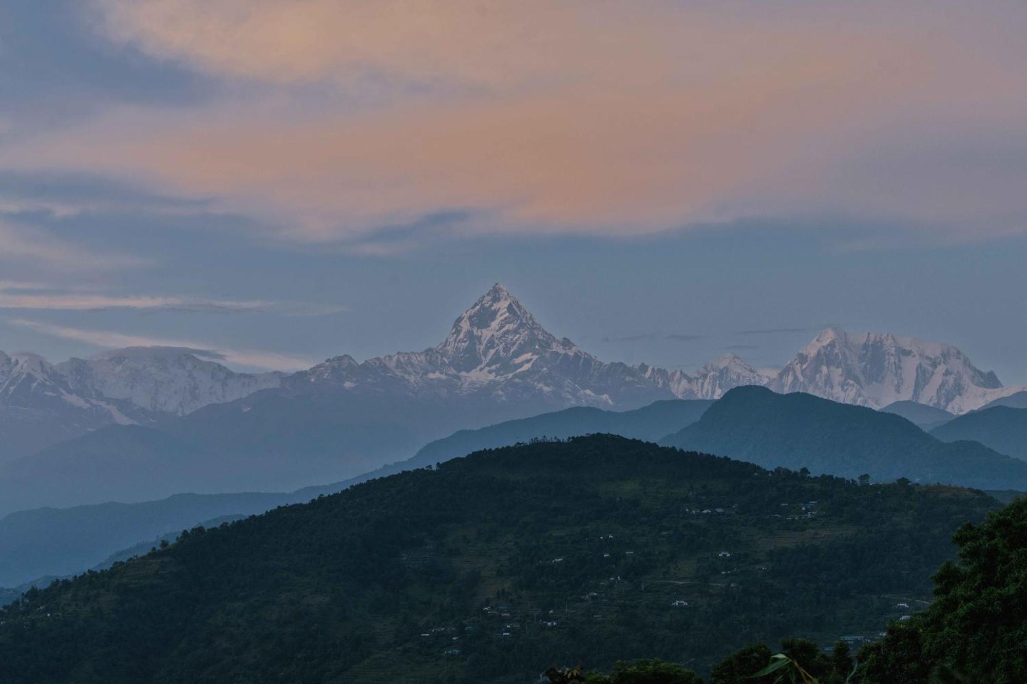 Tiger Mountain Pokhara Lodge Exterior photo