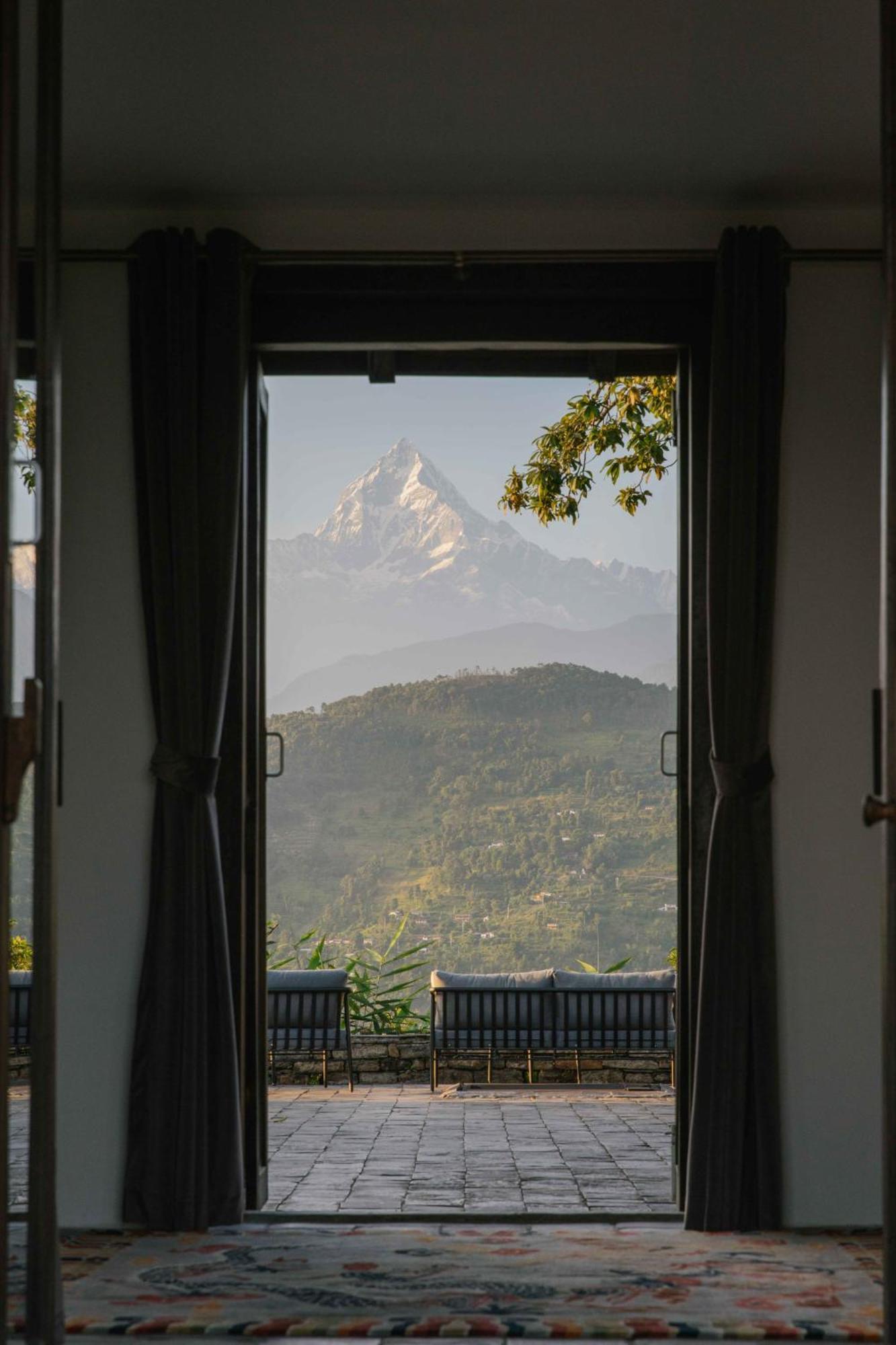 Tiger Mountain Pokhara Lodge Exterior photo